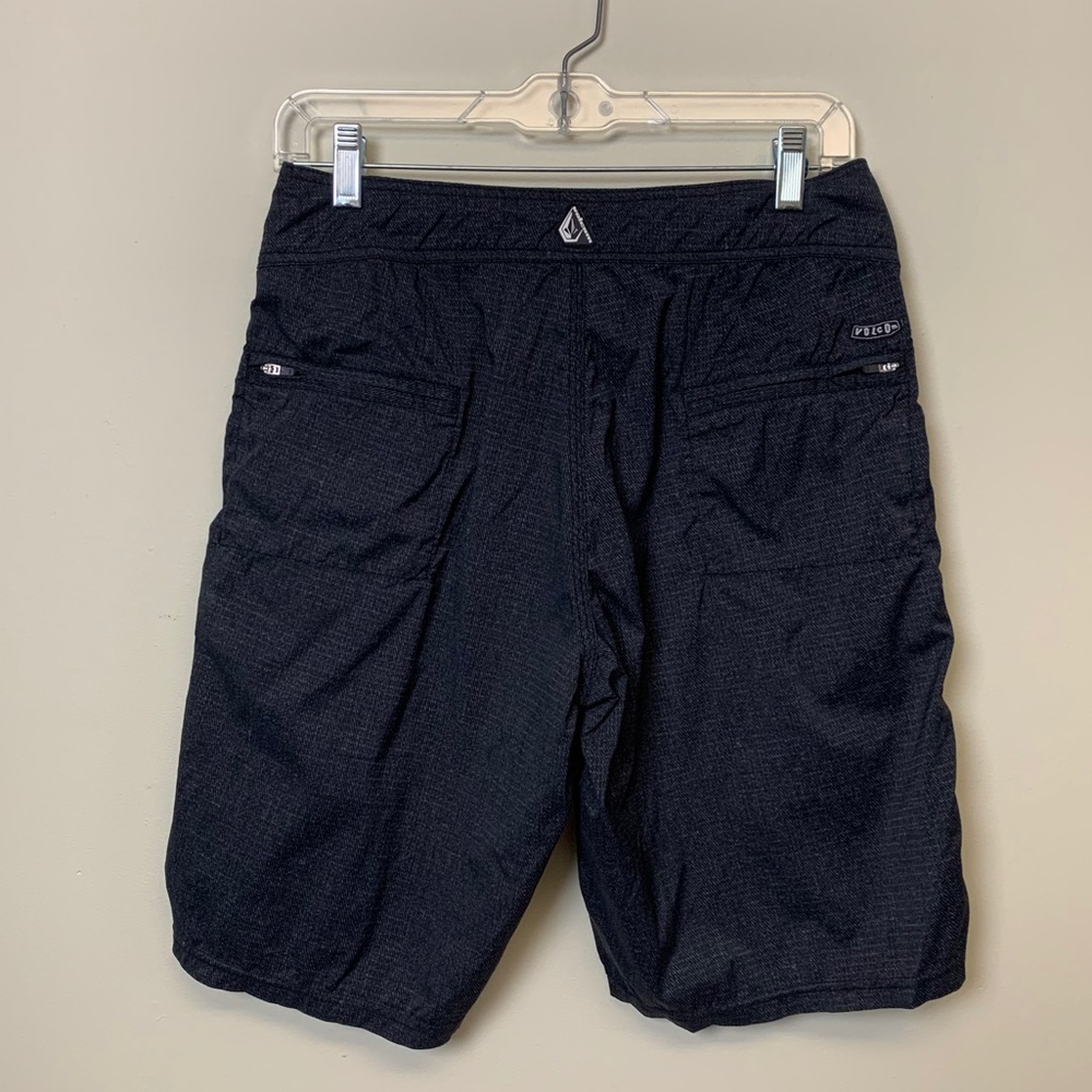 Volcom Shorts Size 28 - Picture 7 of 13